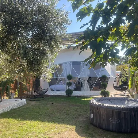 Ellie's Eco Private Glamping And