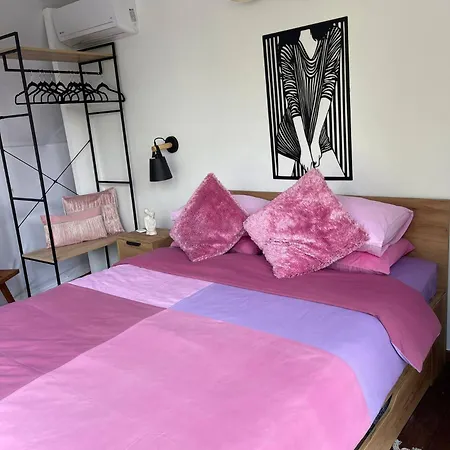 Ellie's Eco Private Glamping And
