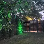 Ellie's Eco Private Glamping And Nea Kallikrateia