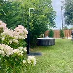 Ellie's Eco Private Glamping And Nea Kallikrateia