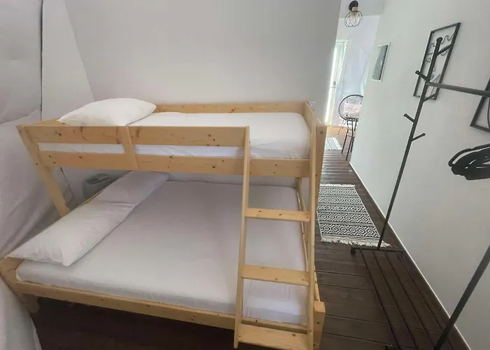 Ellie's Eco Private Glamping And אתר קמפינג